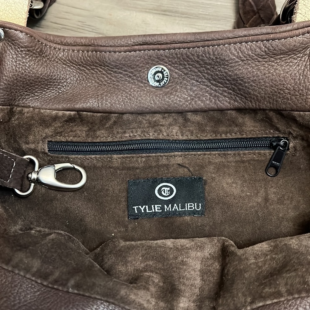 Y2K TYLIE MALIBU LEATHER BRAIDED HANDLE CREAM & BROWN SHOULDER BAG - Picture 8 of 16